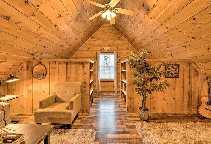 Charming Log Cabin At Double Jj Ranch Resort!
