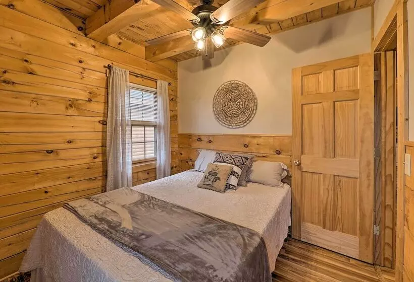 Charming Log Cabin At Double Jj Ranch Resort!