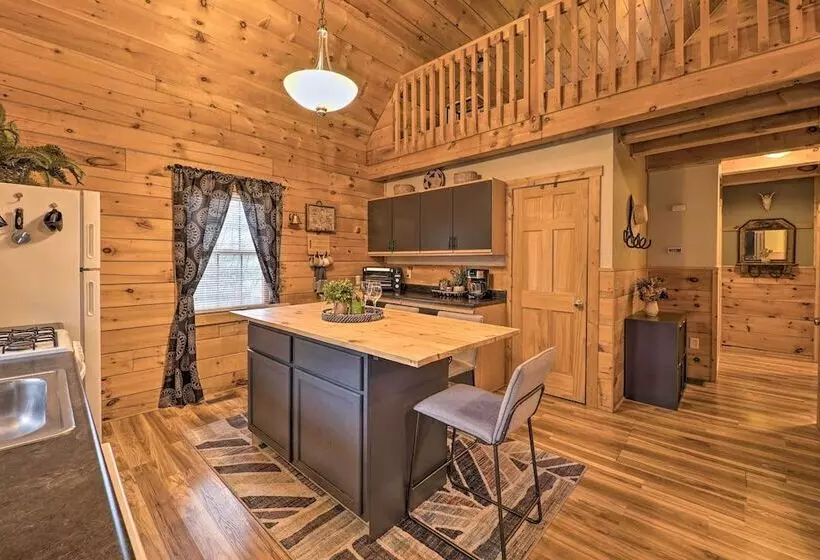 Charming Log Cabin At Double Jj Ranch Resort!