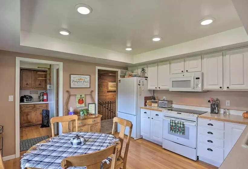 Charming Sturgis Home < 1 Mi To Downtown!