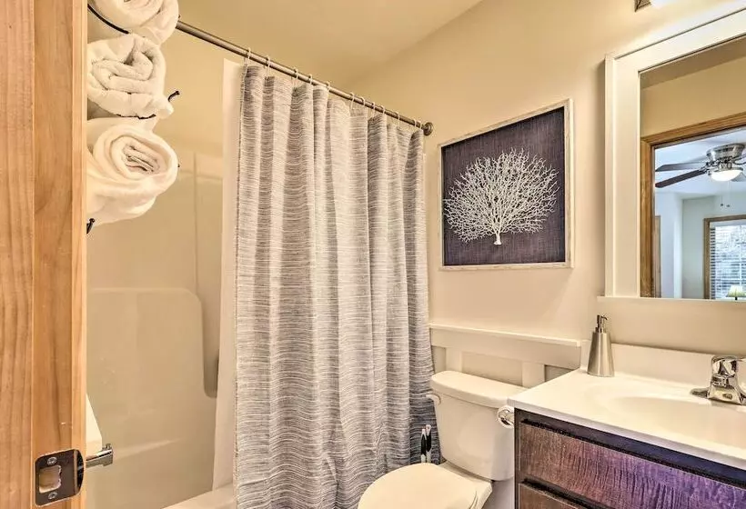 Chestertown Hideaway W/ Lake & Beach Access!