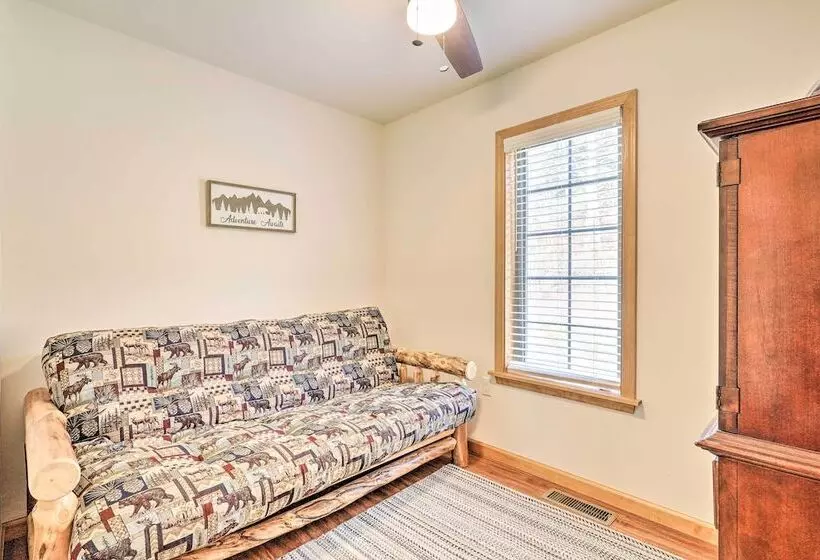 Chestertown Hideaway W/ Lake & Beach Access!