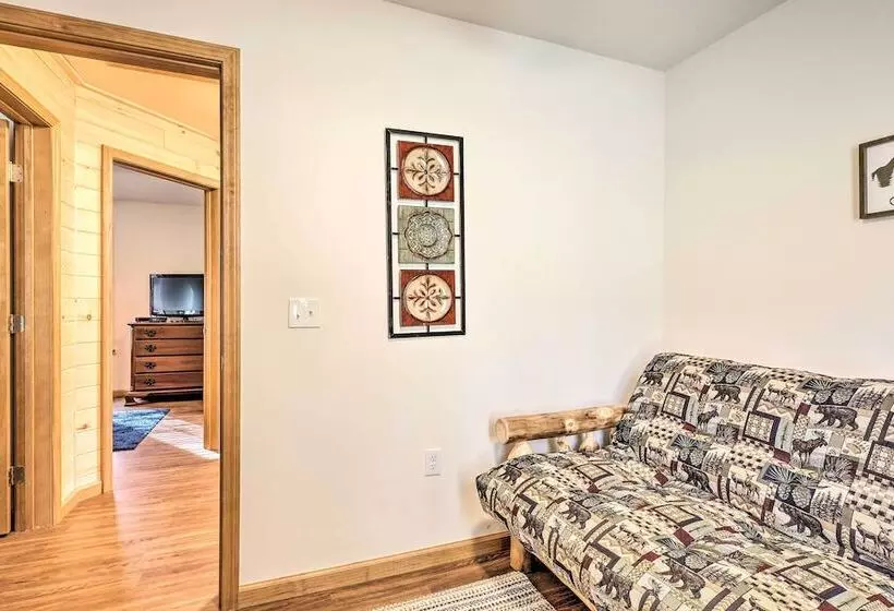 Chestertown Hideaway W/ Lake & Beach Access!