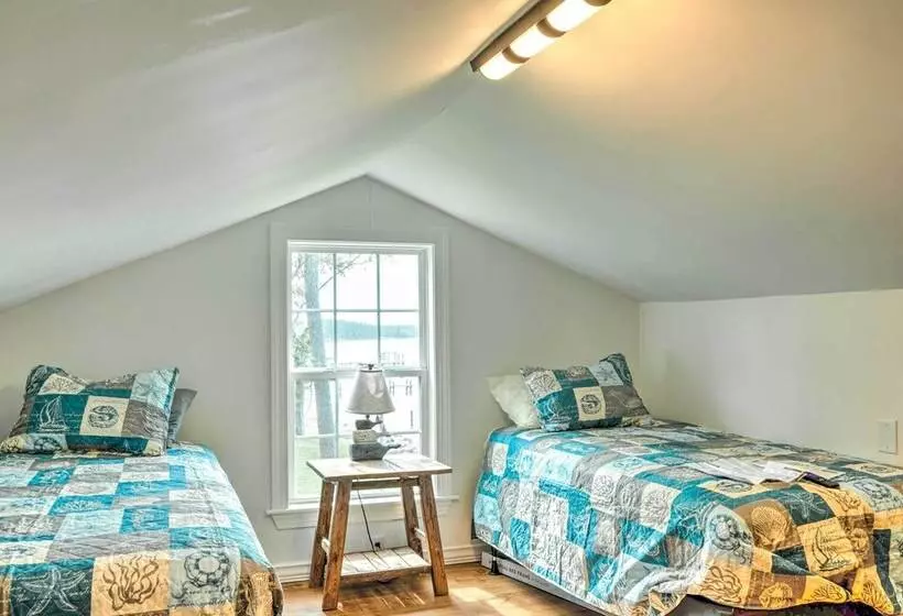 Coastal Escape: Bayfront Home W/ Dock & Views