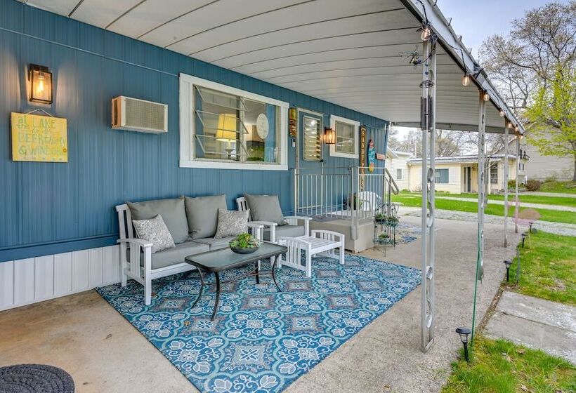 Walk To Lake Huron: Pet Friendly Caseville Cottage