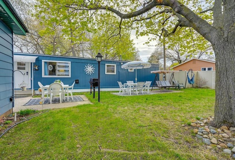 Walk To Lake Huron: Pet Friendly Caseville Cottage