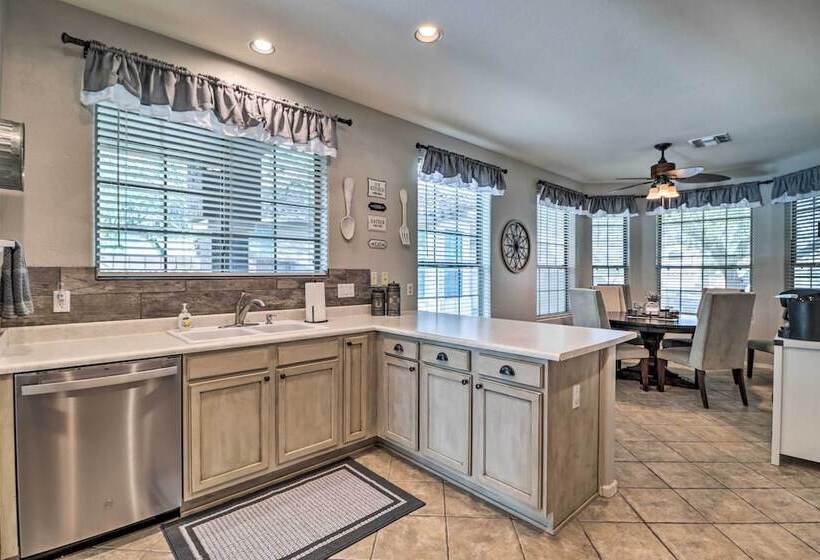 Gold Canyon House W/ Superstition Mountain Views!