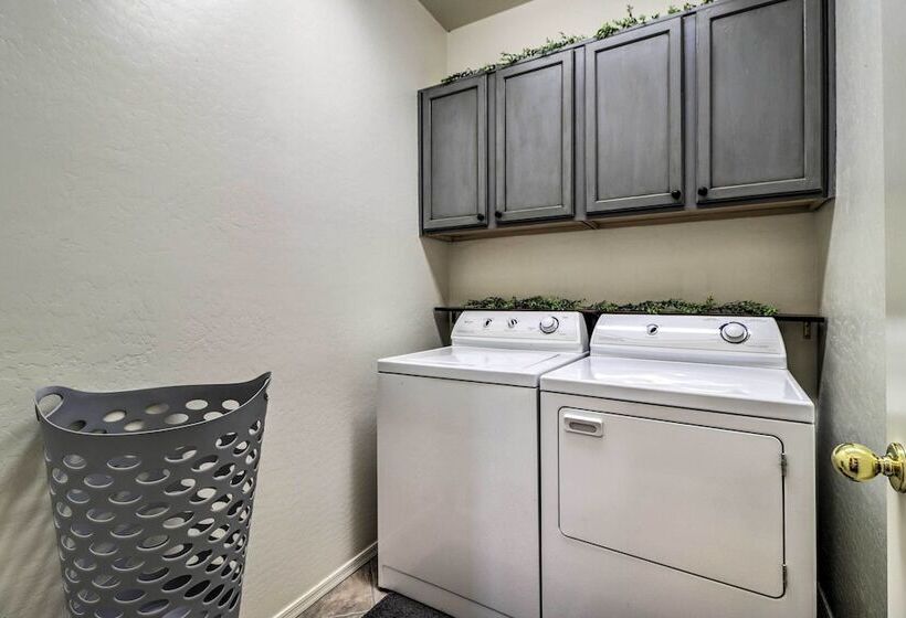 Gold Canyon House W/ Superstition Mountain Views!