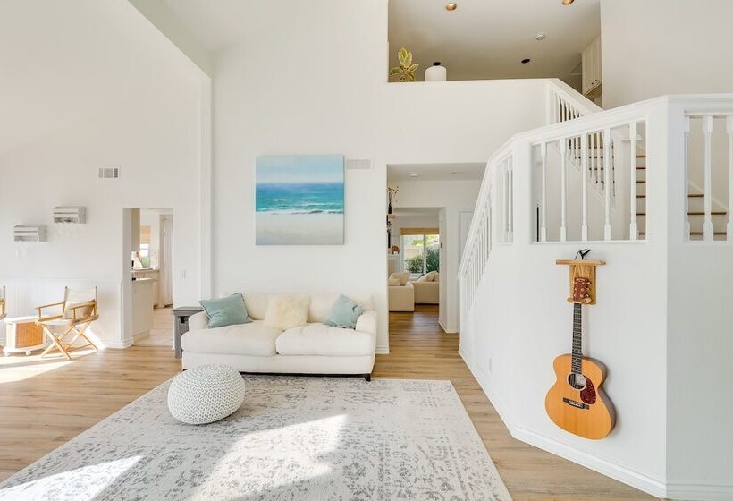 Gorgeous Vista Home W/ Private Pool & Spa!