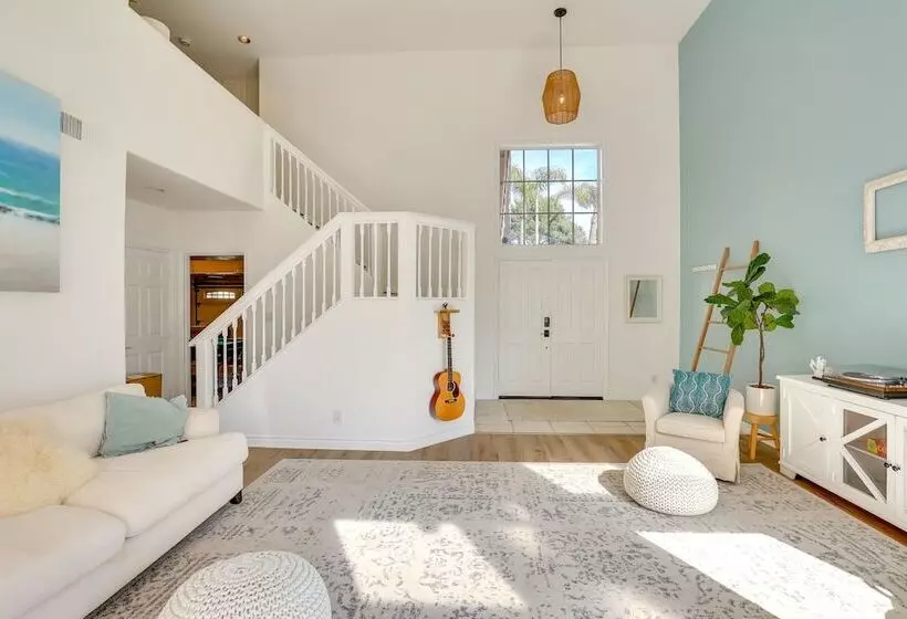 Gorgeous Vista Home W/ Private Pool & Spa!