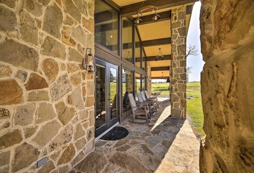 Grand Bellville Estate At Clear Creek Ranch