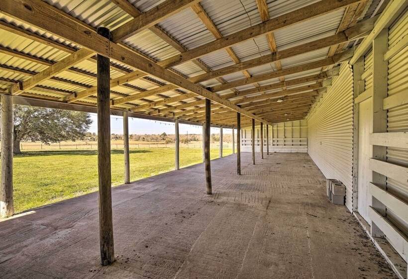 Grand Bellville Estate At Clear Creek Ranch