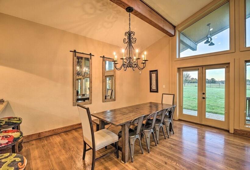 Grand Bellville Estate At Clear Creek Ranch