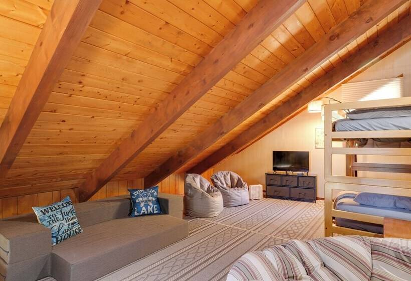 Groveland Home Walk To Pine Mountain Lake!