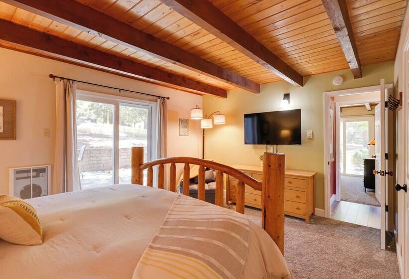 Groveland Home Walk To Pine Mountain Lake!