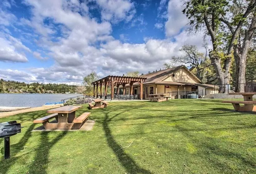 Groveland Home   Walk To Pine Mountain Lake!