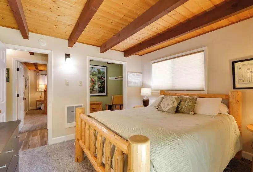 Groveland Home   Walk To Pine Mountain Lake!