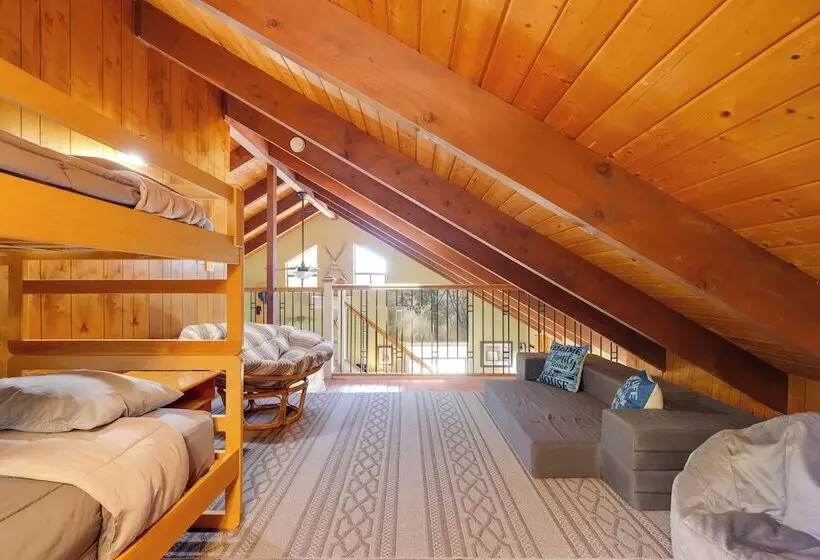 Groveland Home   Walk To Pine Mountain Lake!