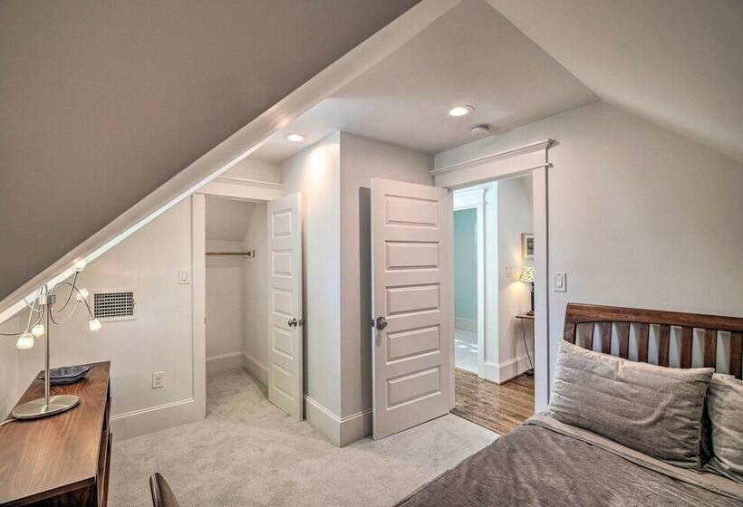 Historic Houston Bungalow ~ 2 Mi To Downtown!