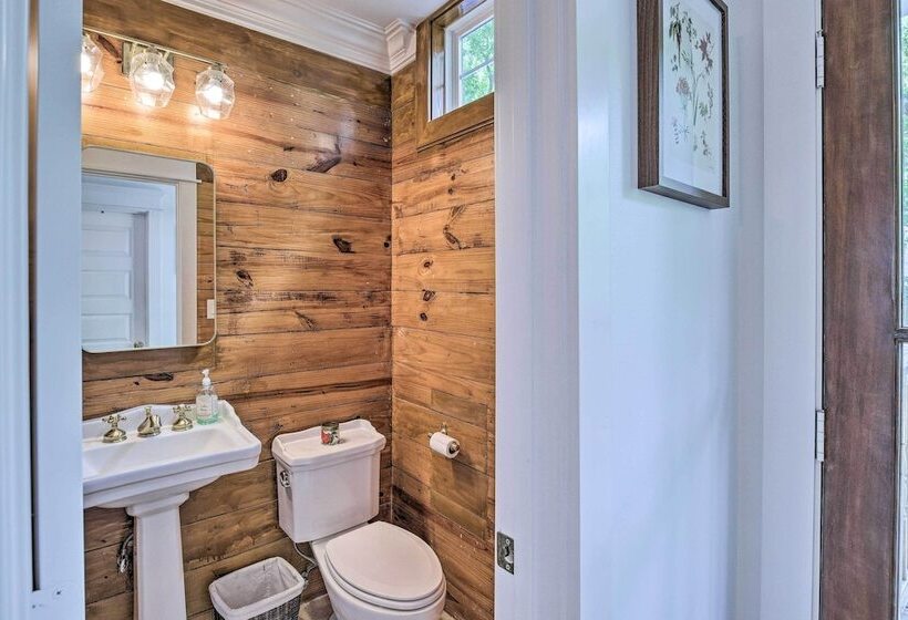 Historic Houston Bungalow ~ 2 Mi To Downtown!