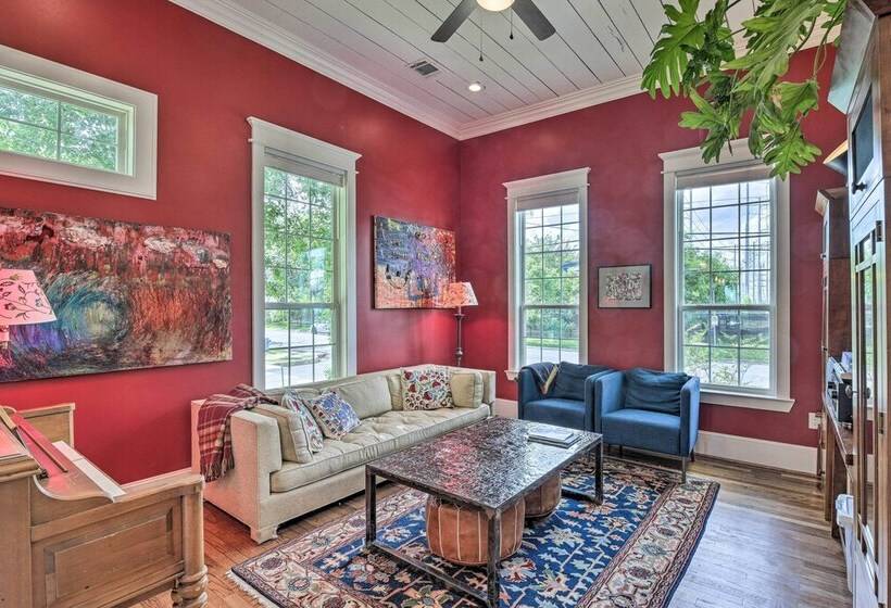 Historic Houston Bungalow ~ 2 Mi To Downtown!