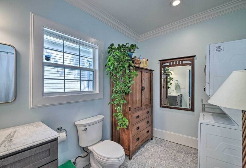 Historic Houston Bungalow ~ 2 Mi To Downtown!