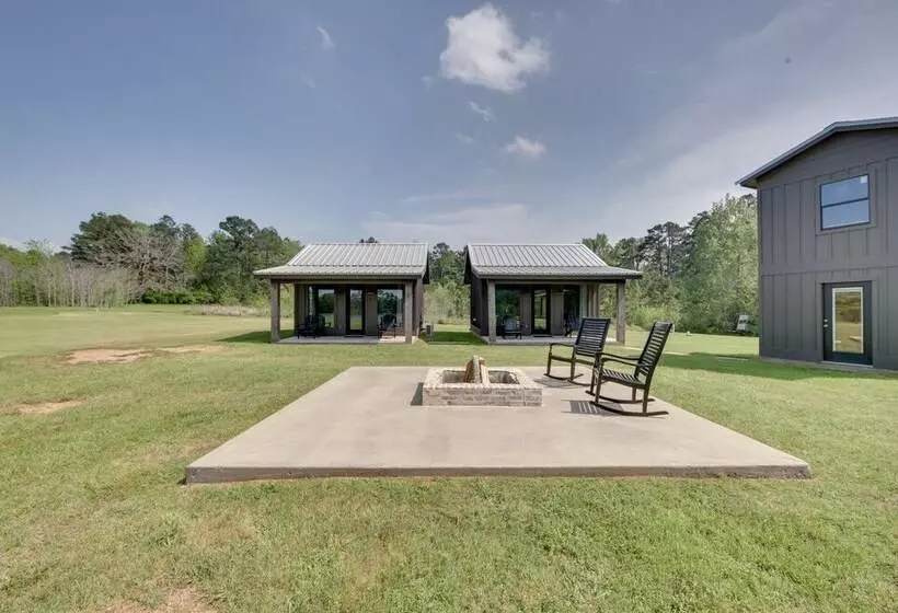 Modern Kennard Cabin W/ 3 Casitas   Walk To Pond!