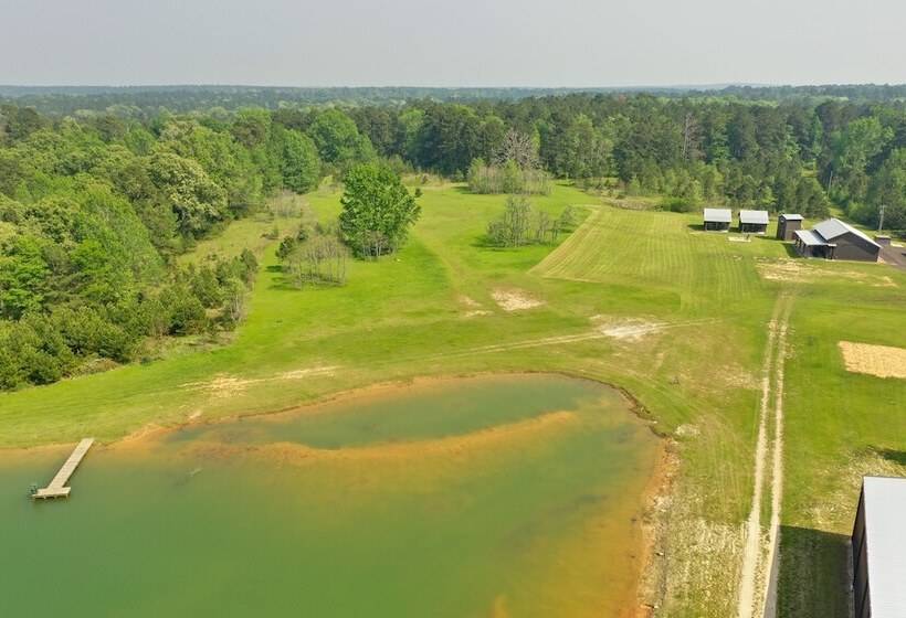 Modern Kennard Cabin W/ 3 Casitas Walk To Pond!