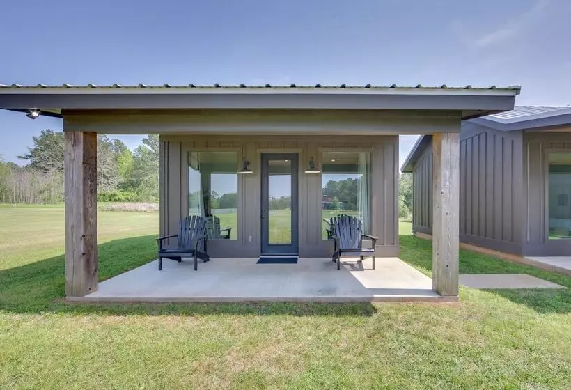 Modern Kennard Cabin W/ 3 Casitas   Walk To Pond!