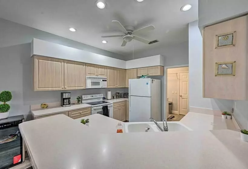 Lely Resort Home W/ Lanai   1 Mi To Golf Course!