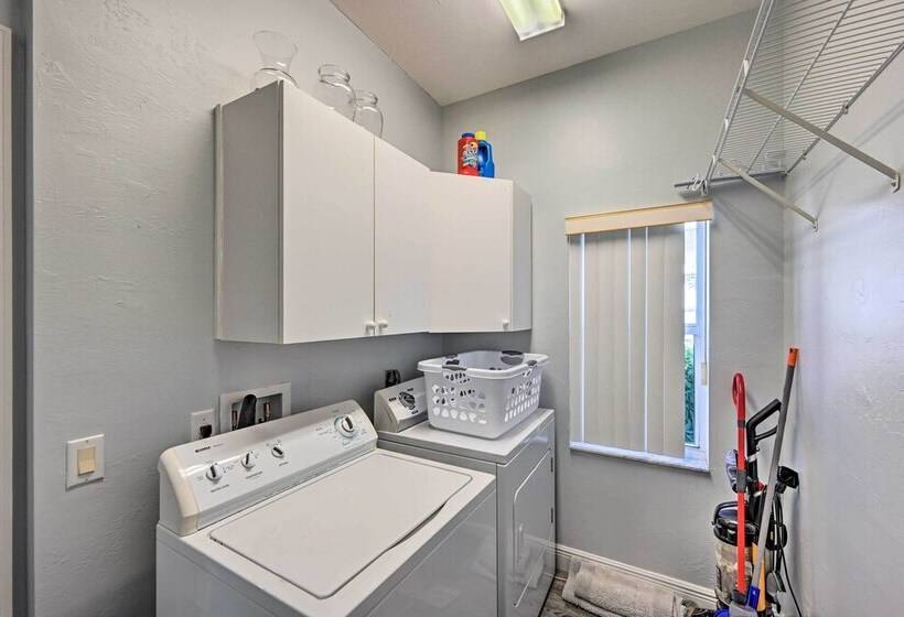 Lely Resort Home W/ Lanai 1 Mi To Golf Course!