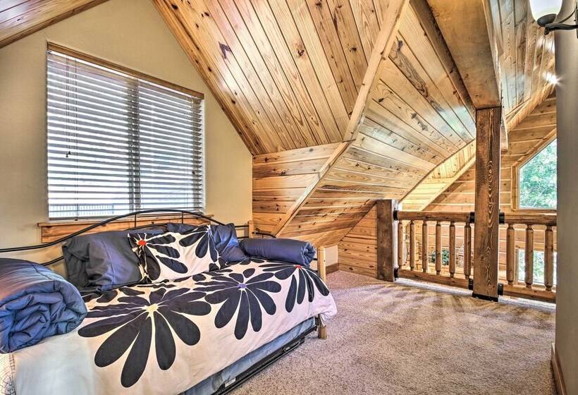 Lovely Garfield Cabin W/ Direct Beaver Lake Access