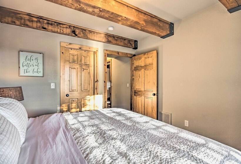 Lovely Garfield Cabin W/ Direct Beaver Lake Access