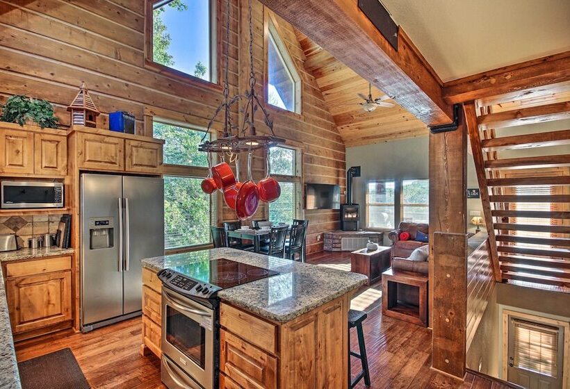Lovely Garfield Cabin W/ Direct Beaver Lake Access