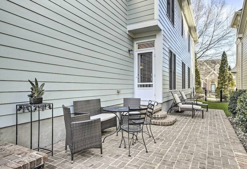 Lovely Morrisville Home W/ Patio & Gas Grill!