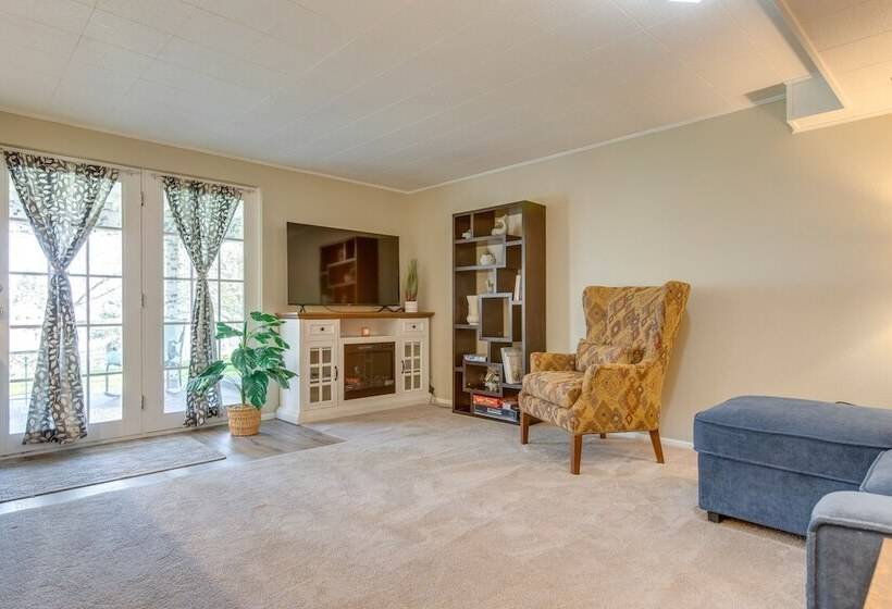 8 Mi To Dtwn Denver: Wheat Ridge Gem W/ Patio