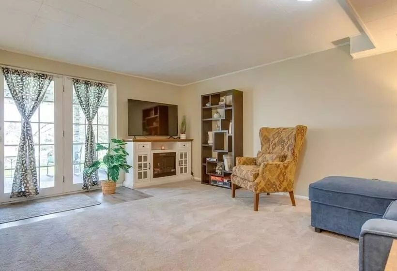 8 Mi To Dtwn Denver: Wheat Ridge Gem W/ Patio