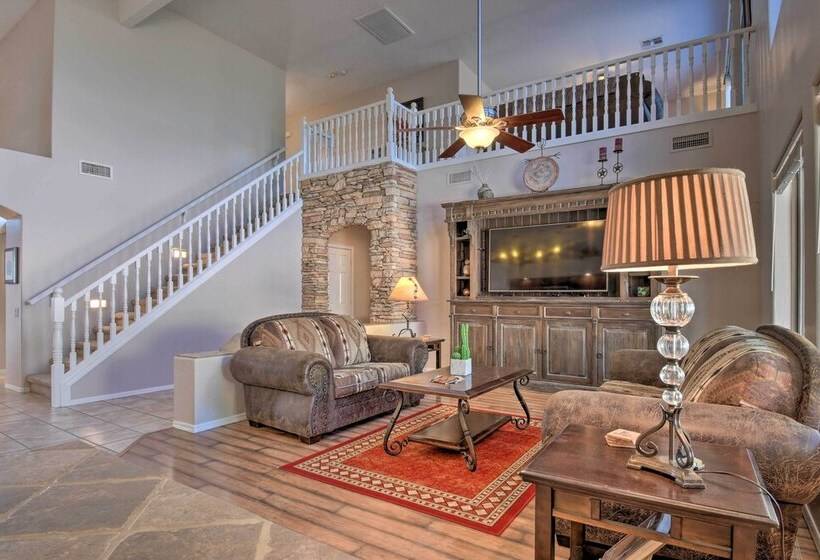 Mountain View Mesa Home W/ Hot Tub + Fire Pit!