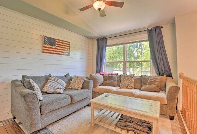 Pet Friendly Mechanicsville Retreat W/ Deck!