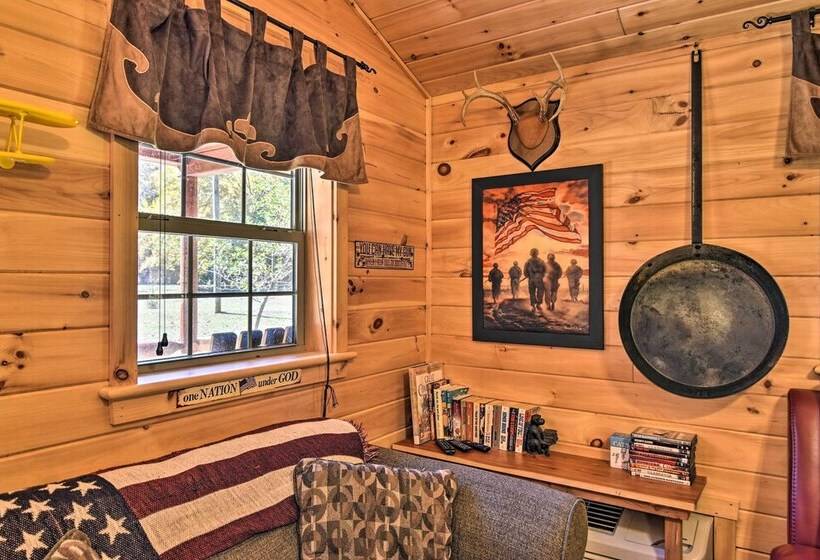 Parsons Semper Fi Cabin W/ Fire Pit!