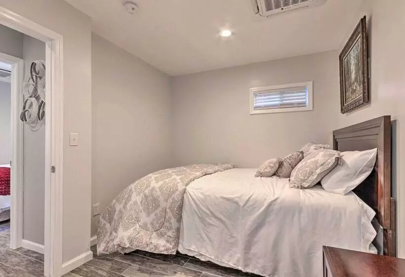 Petite Weaverville Escape   3 Mi To Main Street!