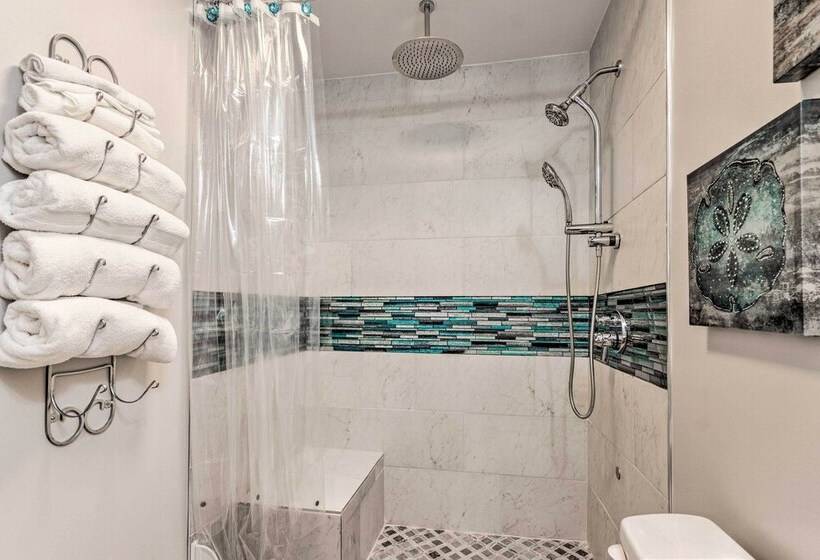 Petite Weaverville Escape   3 Mi To Main Street!