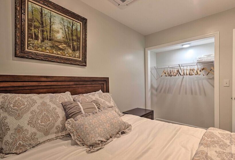 Petite Weaverville Escape   3 Mi To Main Street!