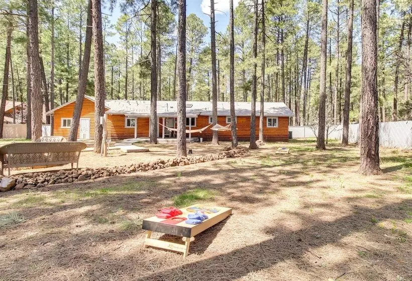 Pinetop Lakeside Cabin, Walk To Woodland Lake Park