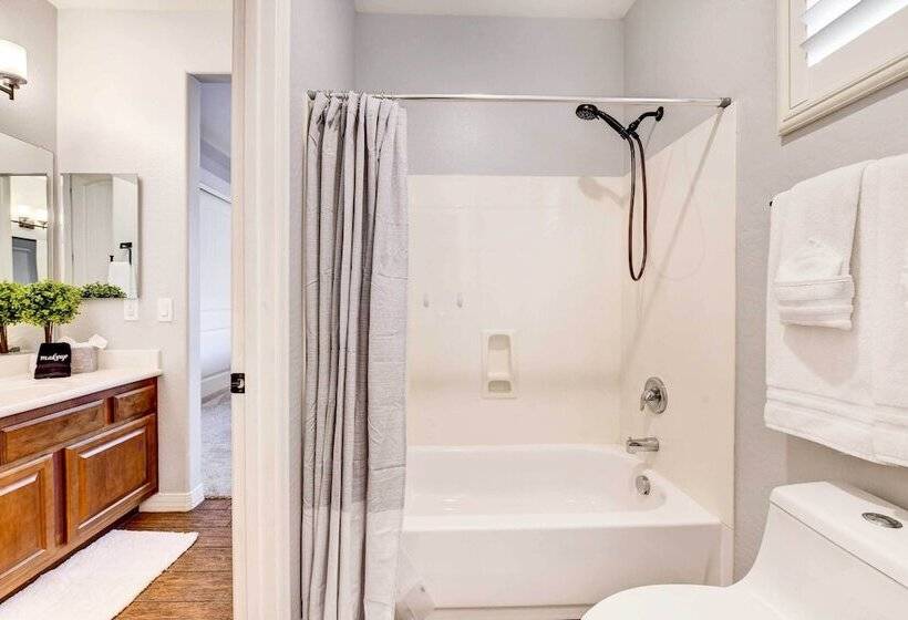 Queen Creek Vacation Rental W/ Private Pool!