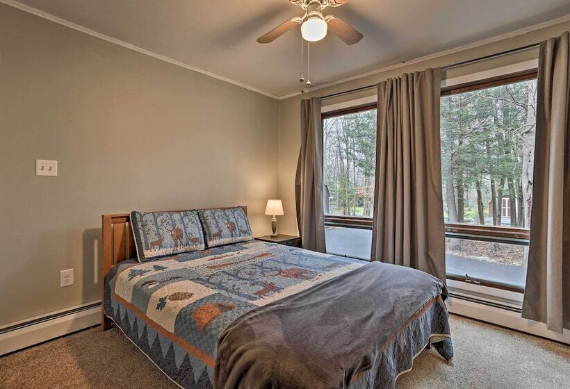 Blakeslee Hideaway W/ Lake Access: 3 Mi To Ski!