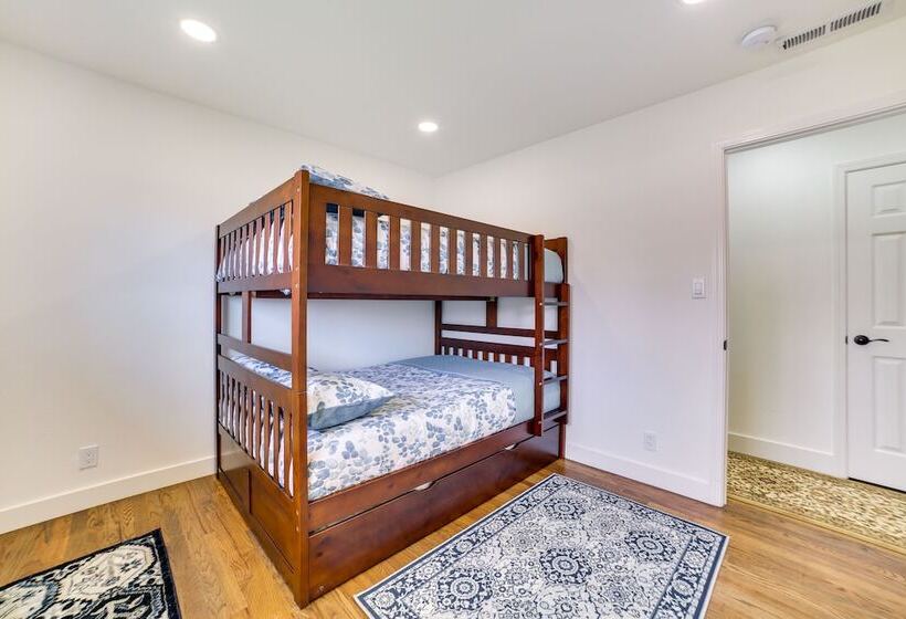 Salinas Home W/ Pool Near Weathertech Raceway!