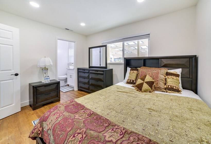 Salinas Home W/ Pool Near Weathertech Raceway!