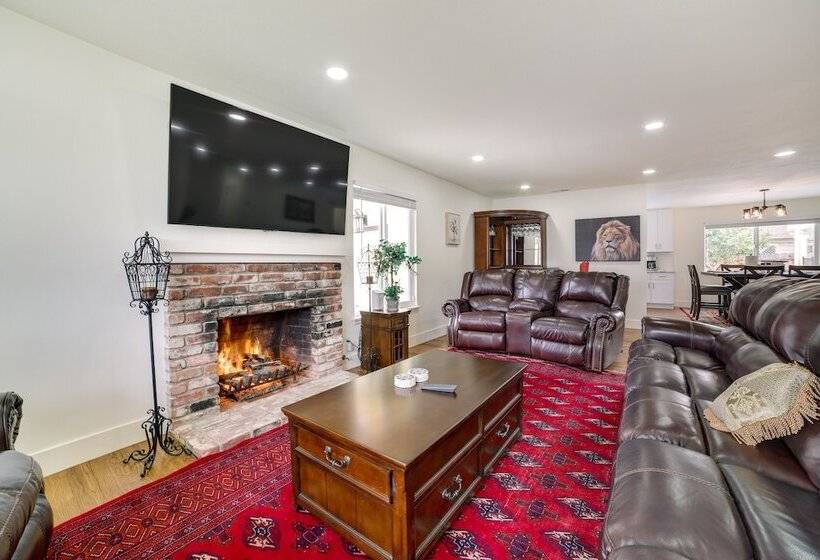 Salinas Home W/ Pool Near Weathertech Raceway!