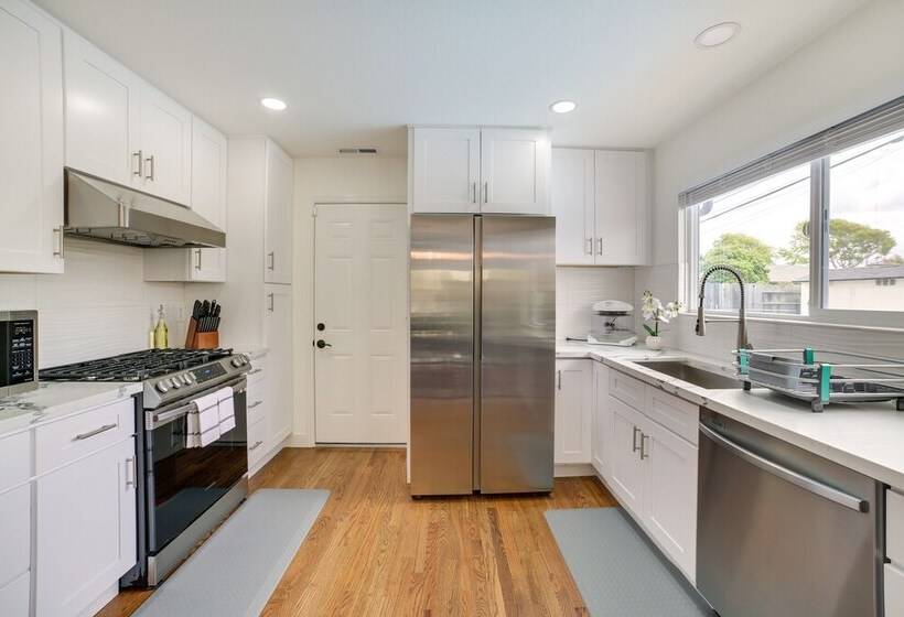 Salinas Home W/ Pool Near Weathertech Raceway!